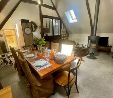 Airan House | Le pressoir d'Elise Domaine de Valmeray