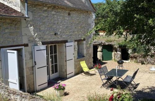 Saint-Epain House | Le Pressoir de Galisson: Gîte Authentique en Touraine avec Jardin et Wifi - FR-1-381-169