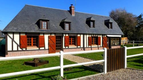 Beaumesnil House | Le Pressoir