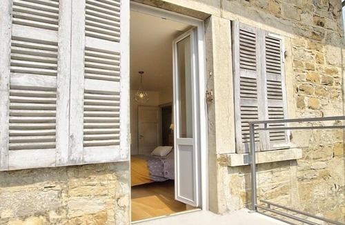 Boyeux-Saint-Jerome House | Le Pressoir - Boyeux-saint-jerome