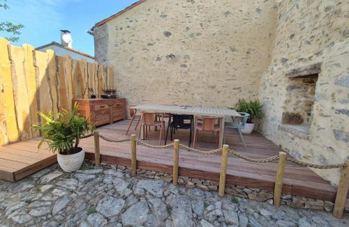 Saint-Paul-en-Pareds House | Le Pressoir - 8pers - Proche Puy du Fou