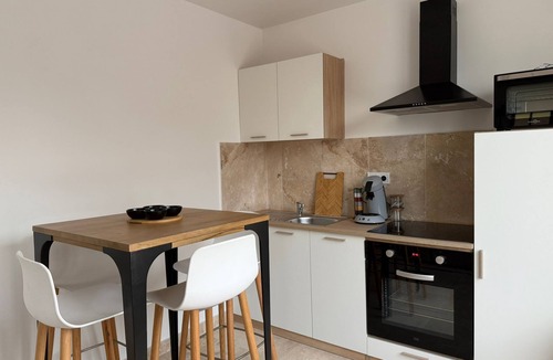 Evreux Apartment | Le prestige - Charming new T2 with terrace.