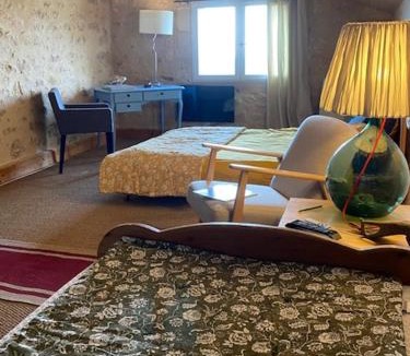 Saint-Pey-de-Castets Bed & Breakfast | Le Prieuré de Saint Pierre