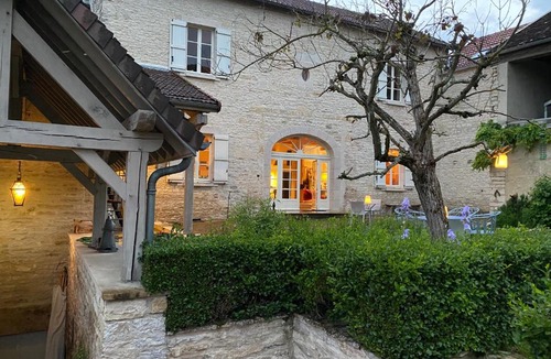 Sainte-Vertu House | Le prieuré de Sainte Vertu