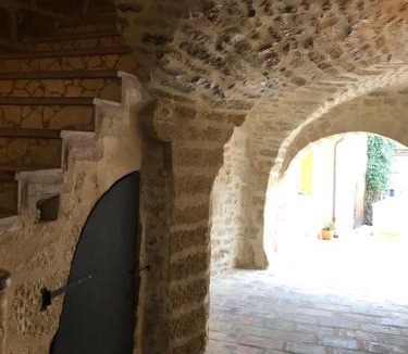Gallargues-le-Montueux House | Le prieuré