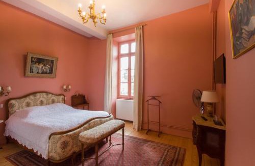 Noyers-sur-Serein House | LE PRIEURÉ