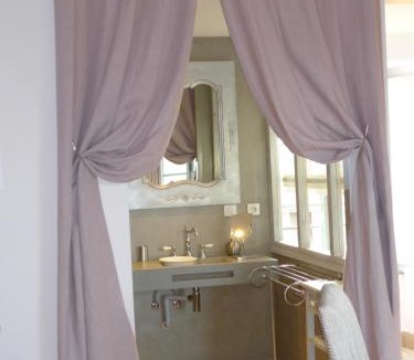 Saint-Michel-en-Brenne Bed & Breakfast | Le Prieuré de Loups