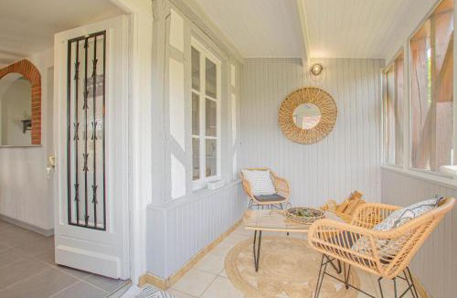 Le Chene House | Le prieure