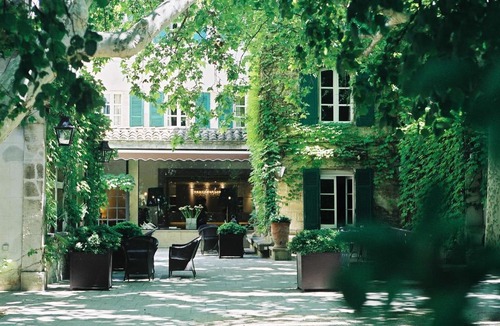 Villeneuve-les-Avignon Hotel | Le Prieure