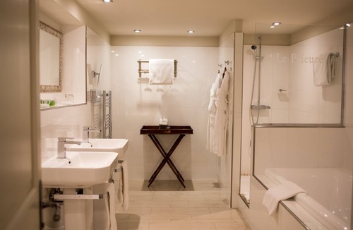Villeneuve-les-Avignon Hotel | Le Prieure - Relais & Chateaux