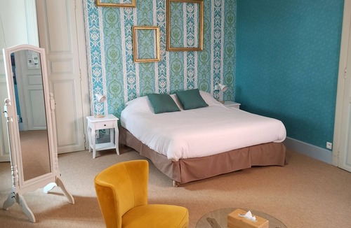 Serignac-sur-Garonne Hotel | Le Prince Noir