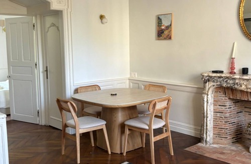 Notre-Dame Apartment | Le Provence - Les Demoiselles at Versailles