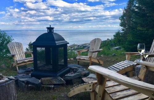 Saint-Simeon Ski Chalet | Le Ptit Bijou au Bord du Fleuve