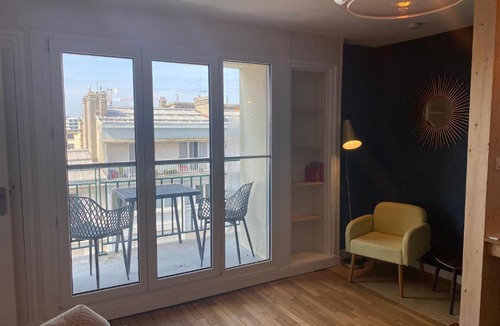 Boulogne-Centre Apartment | Le Ptit Debussy concierge Leroy C