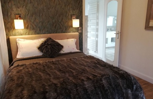 Appoigny House | Le Puits d'Athie