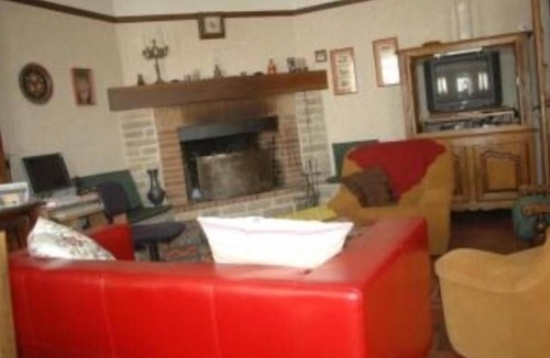 Salives House | Le Puits Fortifie