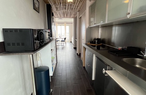 Toulouse East Apartment | Le Pyrénéen : T2 proche Gare avec vue incroyable