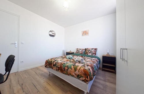 Bas-Vernet Apartment | Le Pyrénid - 3 personnes - bureau & wifi