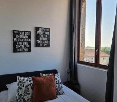 Beaupreau Apartment | Le QG des Super-Heros ,WIFI , Centre ville, linge