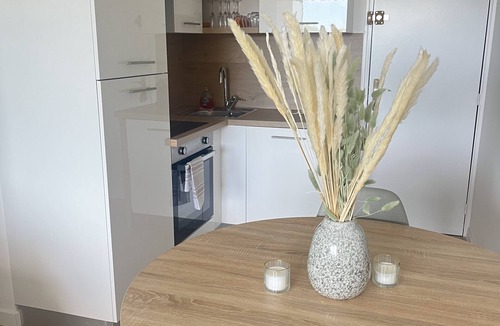 Le Grau-Du-Roi Apartment | Le Quai aux fleurs - P2 terrasse à deux pas de la mer à Portcamargue