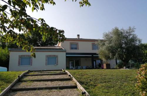 Roquemaure Bed & Breakfast | Le Réal