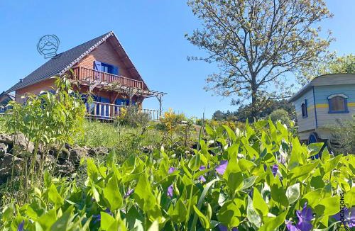 Murol House | Le Résal