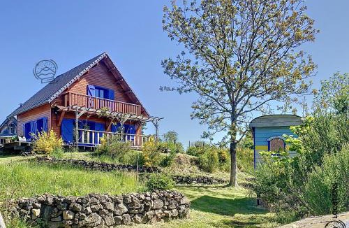 Murol House | Le Résal