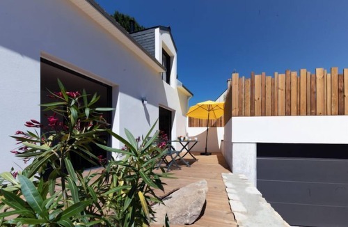 Carnac House | Le Rahic by Interhome