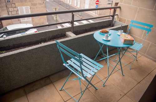 Brive-la-Gaillarde Apartment | Le Reflet Citadin - 1 Bedroom