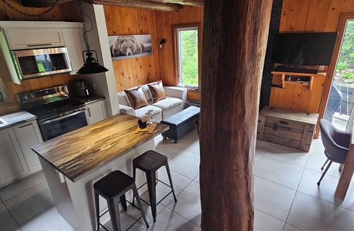 Saint-Alexis-des-Monts Cabin | Le Refuge, Chutes à Lessardn