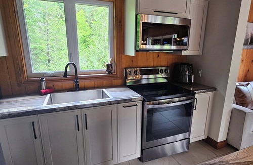 Saint-Alexis-des-Monts Cabin | Le Refuge, Chutes à Lessardn