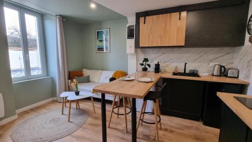 Saint-Jean-d'Angely Apartment | Le Refuge Angérien