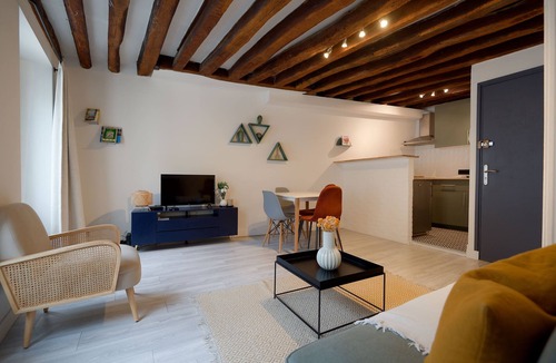 Fontainebleau Apartment | Le refuge Bellifontain - Au cœur de la ville
