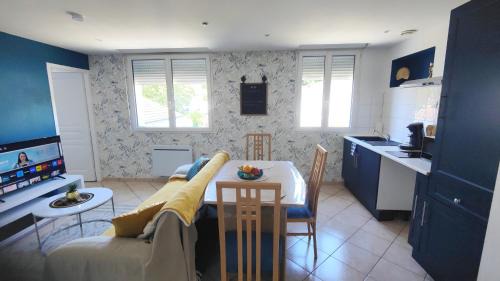 Lourdes Apartment | Le refuge Bleu et Or