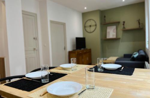 Arras Apartment | Le refuge - Central - Confortable - Parking Public