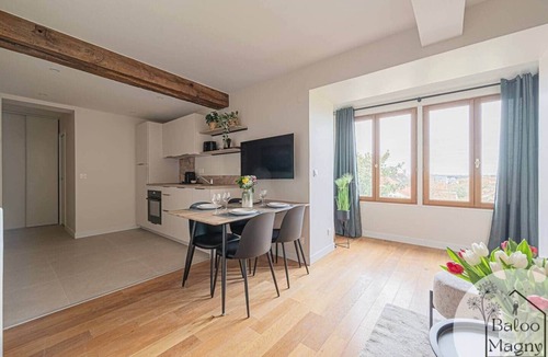 Magny-le-Hongre Apartment | Le Refuge de Bagheera -Charme & Confort Disneyland