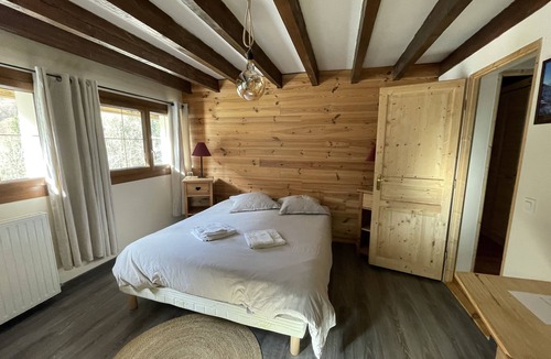 Bagneres-de-Bigorre Bed & Breakfast | Le Refuge de L'isard