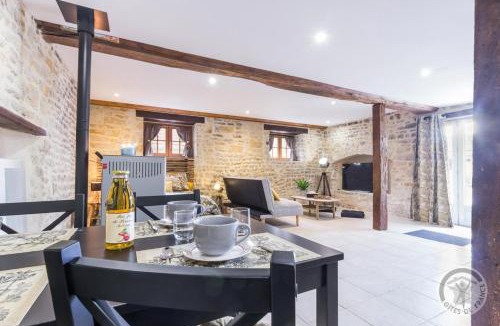 Juaye-Mondaye House | Le refuge de l'hortensia 1