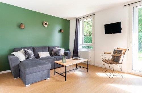 Asnieres House | Le refuge de Saint-Jean