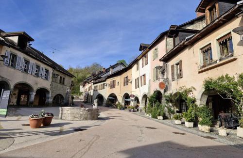 Alby-sur-Cheran Bed & Breakfast | Le refuge des deux âmes