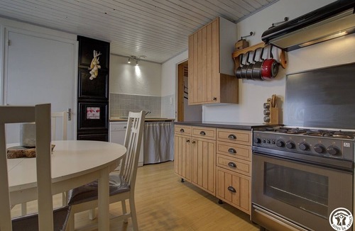 Belleydoux House | Le Refuge des Petits Faucons