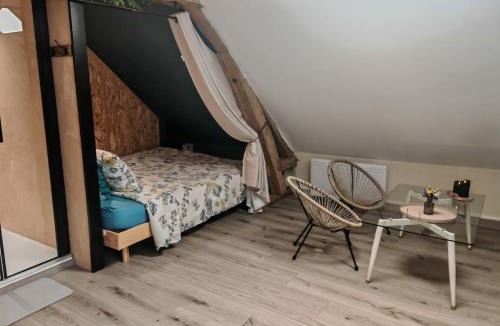 Goderville House | Le refuge du chat endormi