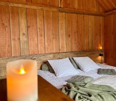 Glanville Other | Le Refuge en bois nuit insolite en pleine Nature