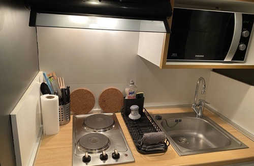 Secteur 4 Apartment | LE Refuge