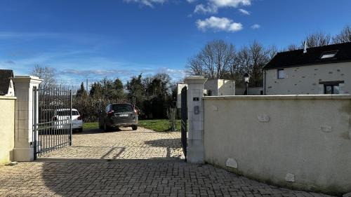 Saint-Jean-aux-Amognes House | Le Refuge de Céoby - terrasse et piscine