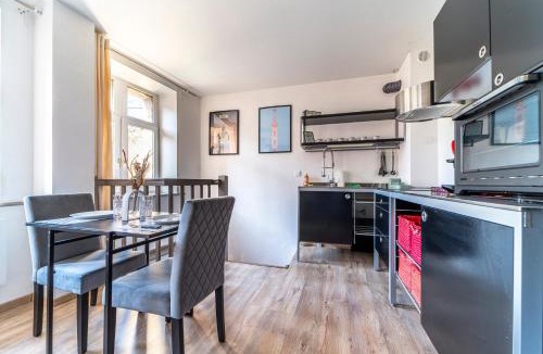 Douai Apartment | Le Refuge - Parking privée - Wifi - Netflix