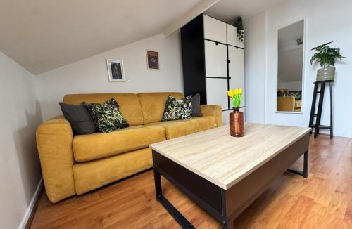 Le Perreux-sur-Marne Apartment | Le Refuge Urbain - Comfy studio near Paris and Disneyland