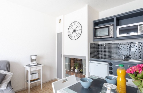 Courseulles-sur-Mer Apartment | Le Regina Rifle - Appartement avec jardinet