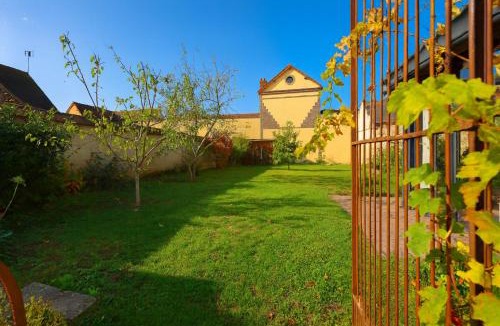 Ezy-sur-Eure House | Le Relais d'Ezy - 3 chambres