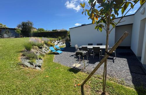 Montcornet House | Le Relais de la Fontaine & Jacuzzi